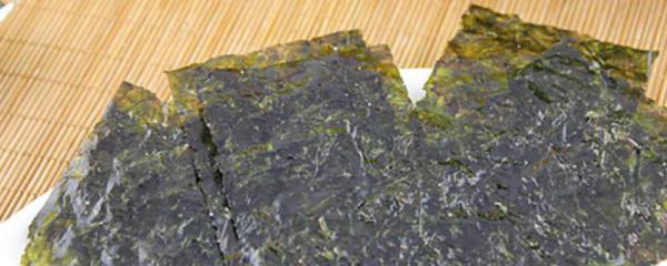 怎么防治黄瓜秧上面的腻虫，清理杂草后再喷洒抗蚜威等药物